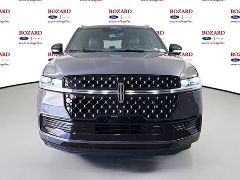New 2026 Lincoln Navigator L Black Label AWD/4WD image 3