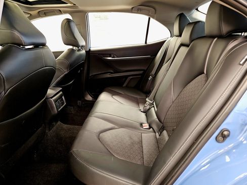 Used 2023 Toyota Camry XSE image 11