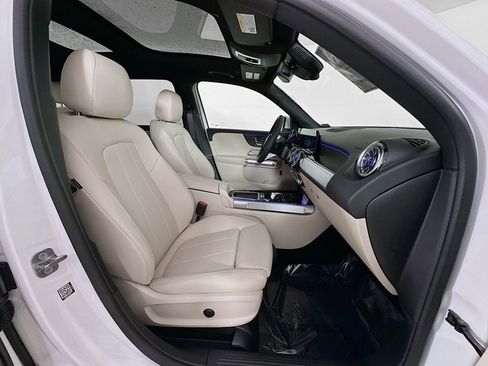 Certified 2026 Mercedes-Benz GLB 250 4MATIC image 28