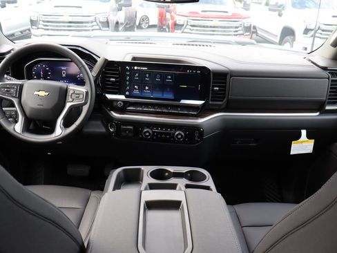 New 2026 Chevrolet Silverado 2500 LT w/ Z71 Chrome Sport Edition AWD/4WD image 17
