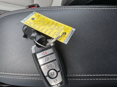 Used 2023 Ford Escape Platinum image 12