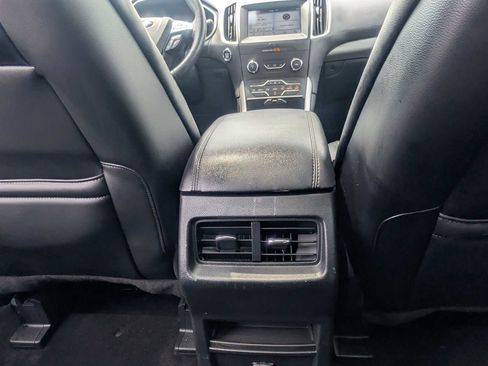 Used 2019 Ford Edge SEL w/ Equipment Group 201A AWD/4WD image 21