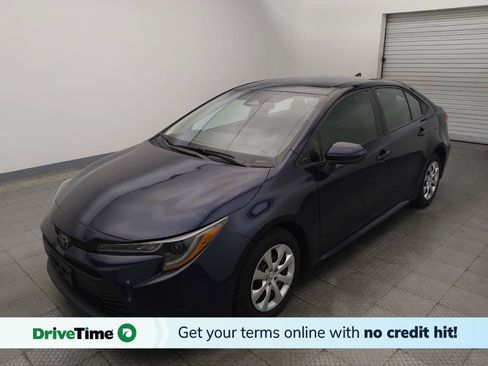 Used 2025 Toyota Corolla LE FWD image 1