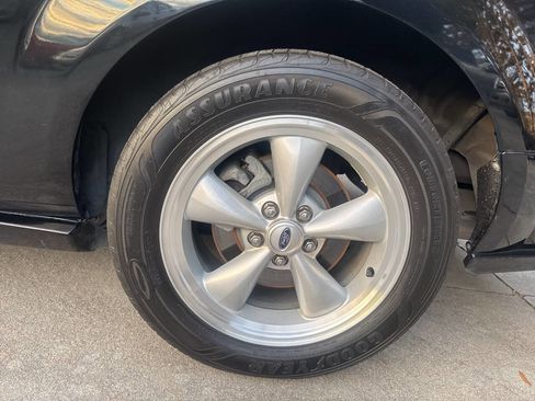 Used 2007 Ford Mustang GT image 26