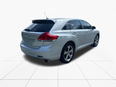 Used 2011 Toyota Venza AWD w/ Premium Pkg #2 image 8