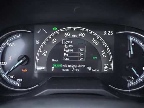 Used 2022 Toyota RAV4 XSE AWD/4WD image 14