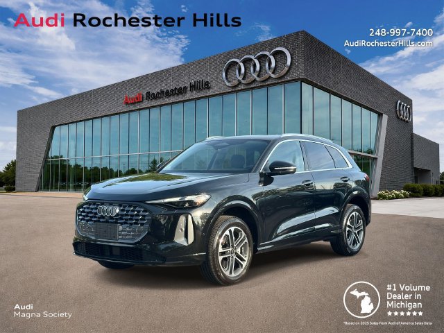 Certified 2025 Audi Q5 Premium w/ Convenience Package AWD/4WD image 1