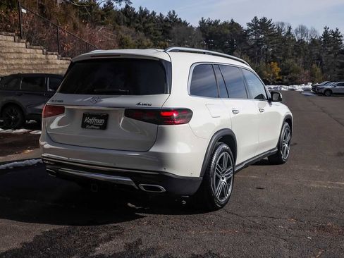 Used 2024 Mercedes-Benz GLS 450 4MATIC image 4