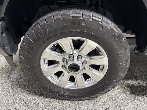 Used 2018 Ford F250 Platinum AWD/4WD image 4