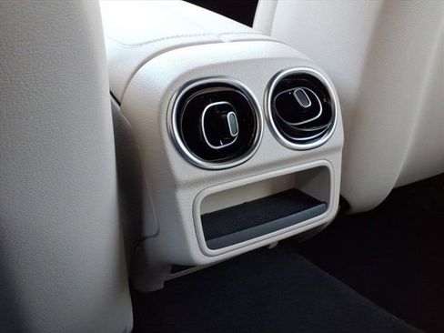 New 2026 Mercedes-Benz CLE 300 4MATIC Cabriolet image 18