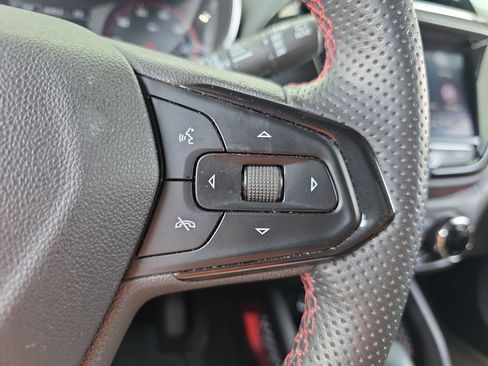 Used 2023 Chevrolet TrailBlazer RS w/ Sun and Liftgate Package FWD image 20