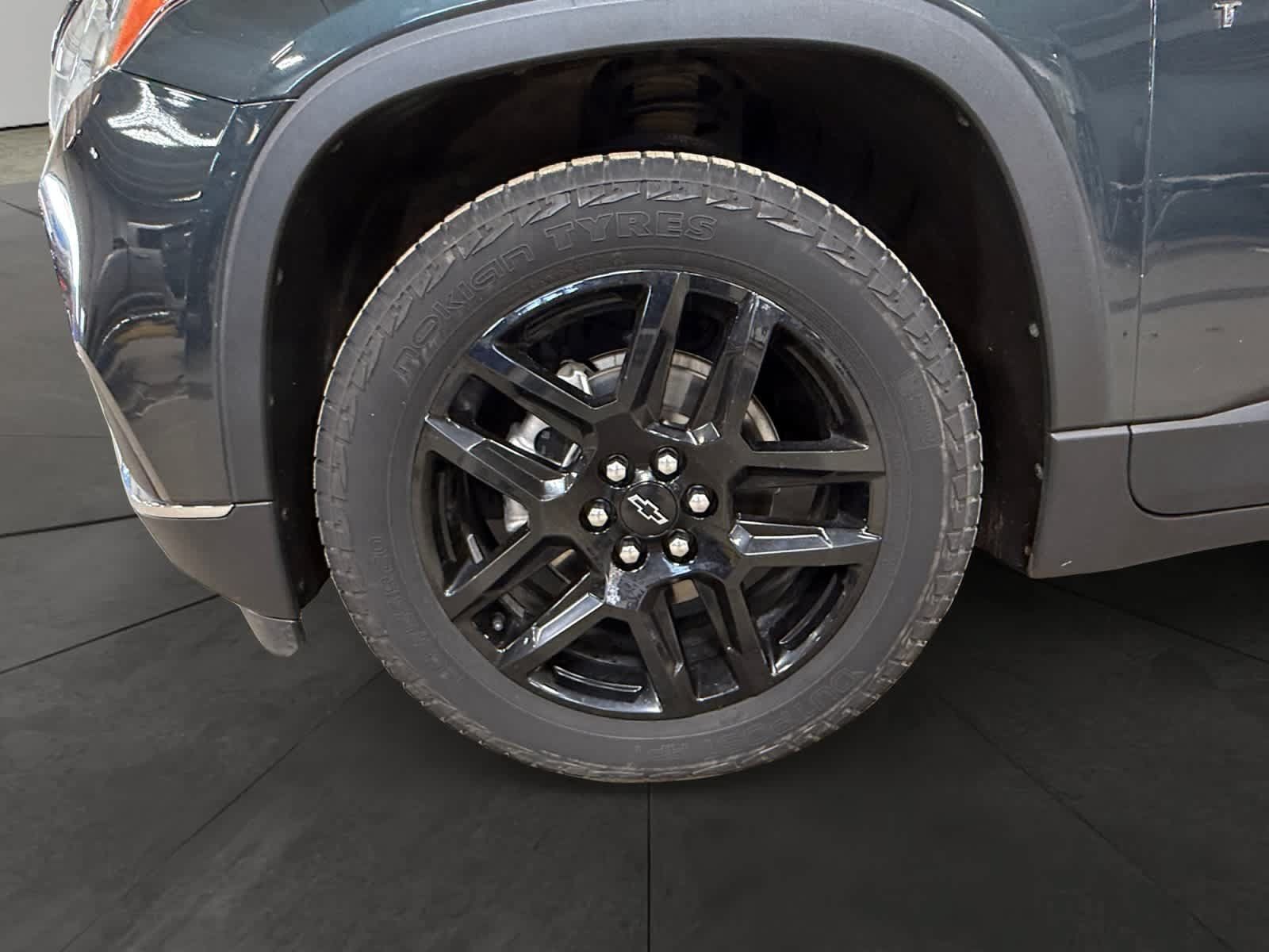 Used 2020 Chevrolet Traverse LT AWD/4WD image 14