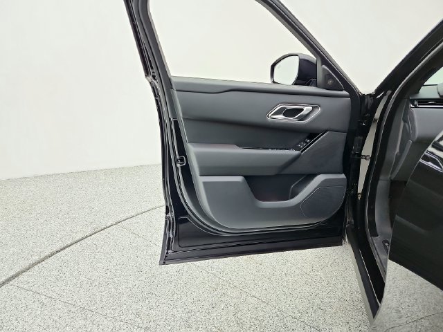 New 2026 Land Rover Range Rover Velar S AWD/4WD image 27