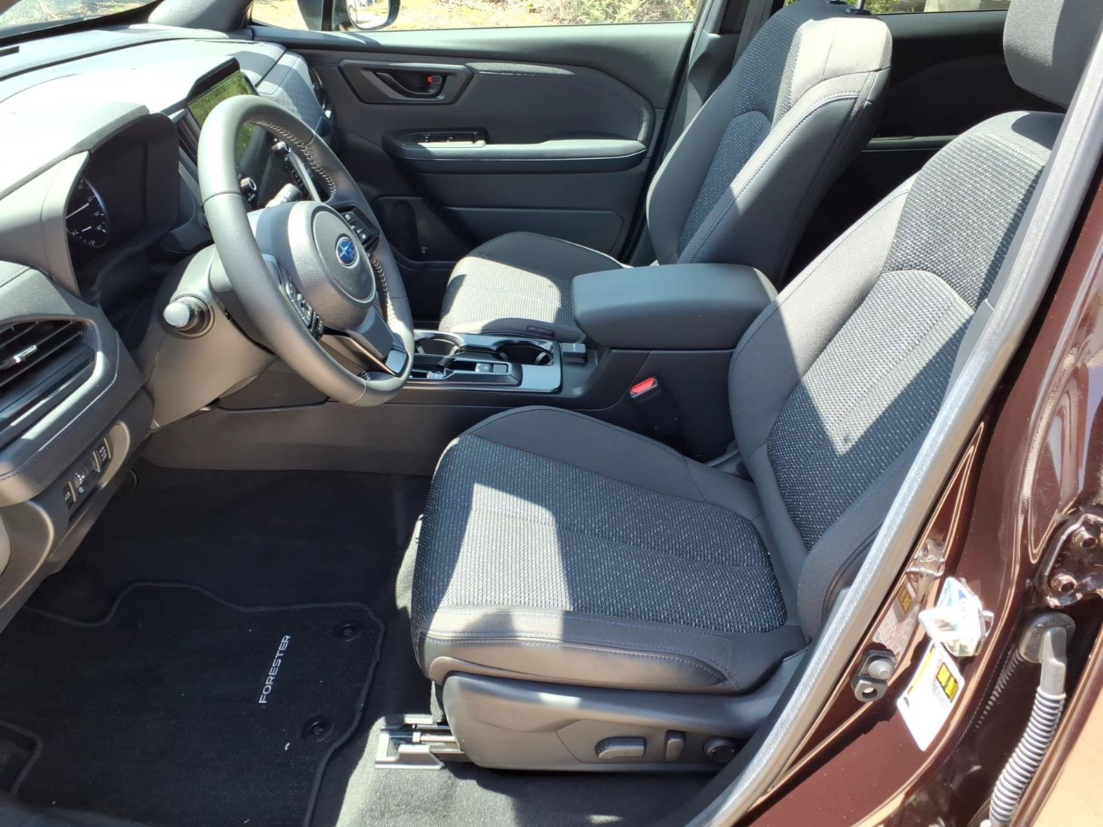 Used 2026 Subaru Forester Premium AWD/4WD image 17