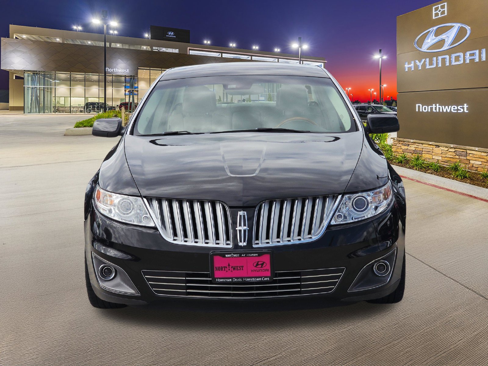 Used 2012 Lincoln MKS FWD image 5