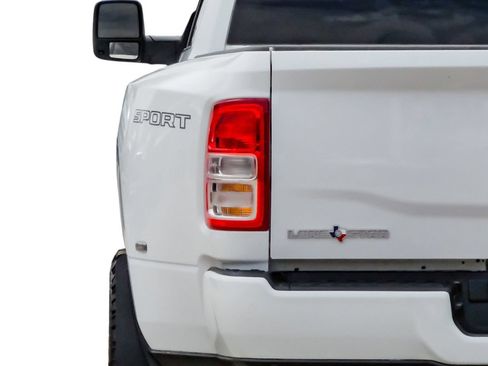 Used 2024 RAM 3500 Lone Star w/ Sport Appearance Package AWD/4WD image 41