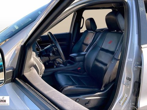 Used 2024 Dodge Durango GT image 24