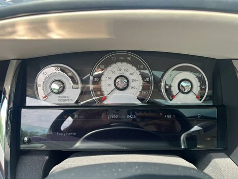 Used 2014 Rolls-Royce Wraith RWD image 20