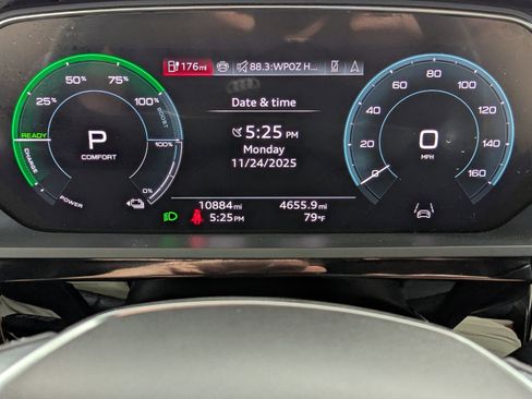 Certified 2024 Audi Q8 e-tron Premium Plus w/ Premium Plus Package image 15