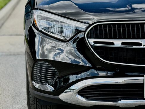 Used 2025 Mercedes-Benz GLC 300 image 8