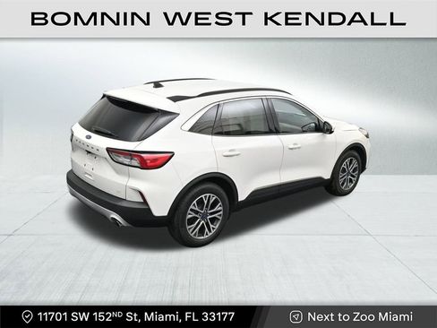 Used 2021 Ford Escape SEL w/ Technology Package image 16