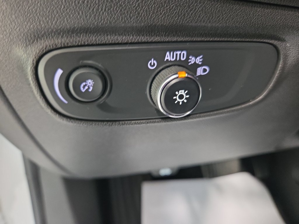 Used 2024 Chevrolet Equinox LT AWD/4WD image 31