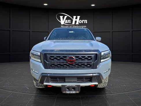 Used 2024 Nissan Frontier PRO-4X w/ Off-Road Protection Package image 2