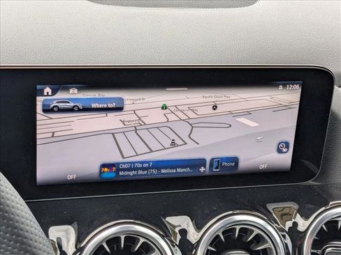 New 2025 Mercedes-Benz GLA 250 4MATIC image 13