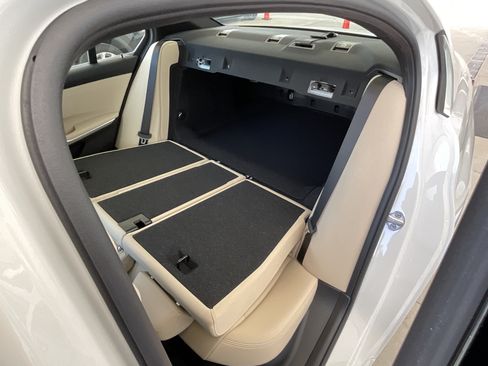 New 2026 BMW 330i Sedan w/ Convenience Package RWD image 31