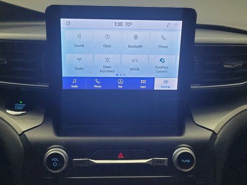 Used 2020 Ford Explorer XLT w/ Equipment Group 202A AWD/4WD image 25
