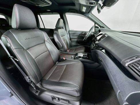 Certified 2022 Honda Pilot Black Edition image 31