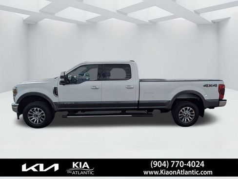 Used 2022 Ford F250 Lariat w/ Lariat Ultimate Package AWD/4WD image 6