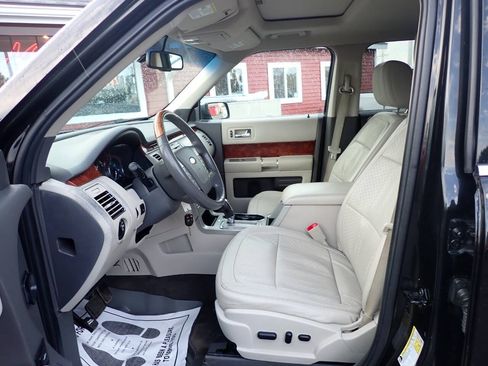 Used 2010 Ford Flex Limited AWD/4WD image 8