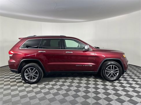 Certified 2017 Jeep Grand Cherokee Limited image 11