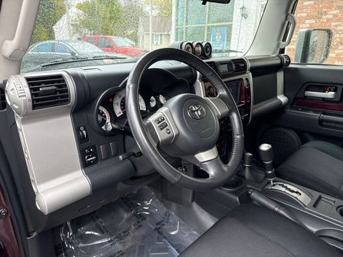 Used 2007 Toyota FJ Cruiser 4WD image 10