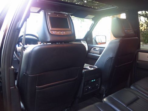 Used 2016 Ford Expedition Limited w/ Equipment Group 301A image 14