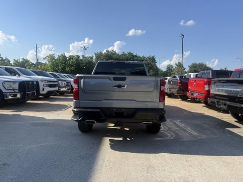 Used 2023 Chevrolet Silverado 1500 Custom Trail Boss AWD/4WD image 40