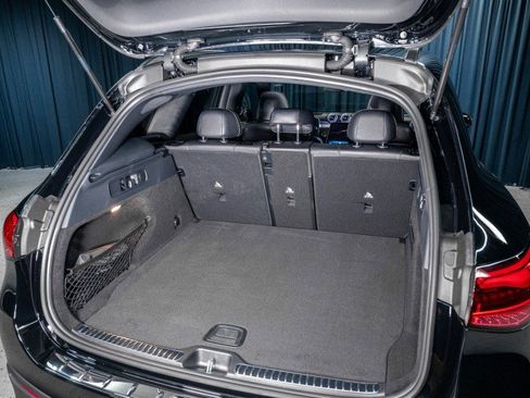 New 2026 Mercedes-Benz GLC 43 AMG 4MATIC image 6