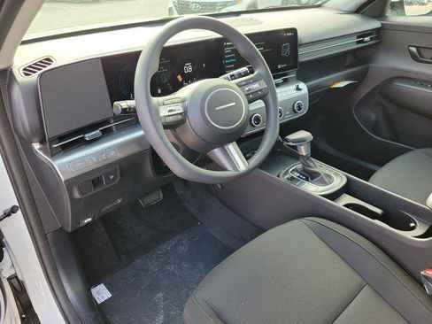 New 2026 Hyundai Kona SE image 14