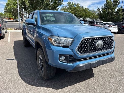 Used 2019 Toyota Tacoma TRD Off-Road AWD/4WD image 1