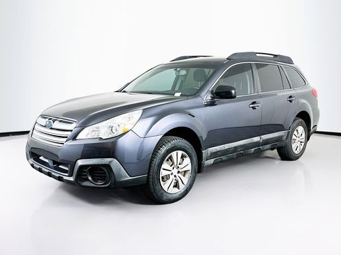 Used 2013 Subaru Outback 2.5i AWD/4WD image 3
