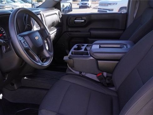 Used 2025 Chevrolet Silverado 1500 W/T w/ WT Value Package image 15