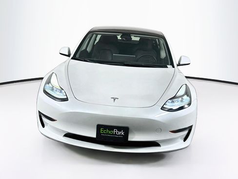 Used 2023 Tesla Model 3 Standard Range RWD image 2