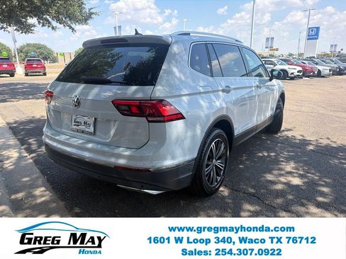 Used 2019 Volkswagen Tiguan SEL FWD image 3
