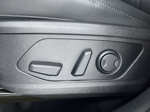 Used 2023 Kia Sorento X-Line EX image 35