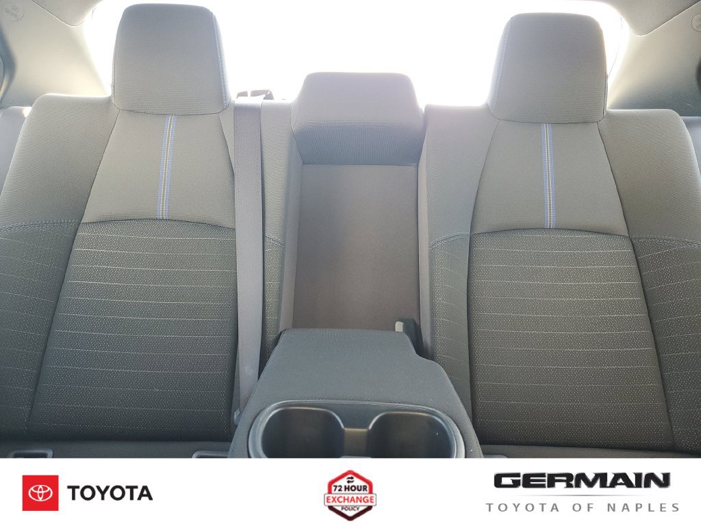 Used 2022 Toyota Corolla SE w/ SE Premium Package FWD image 31