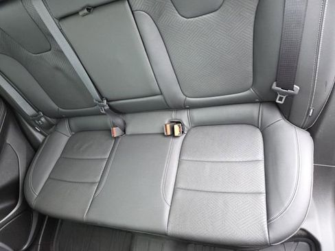 Used 2023 Buick Encore GX Essence w/ Advanced Technology Package image 28