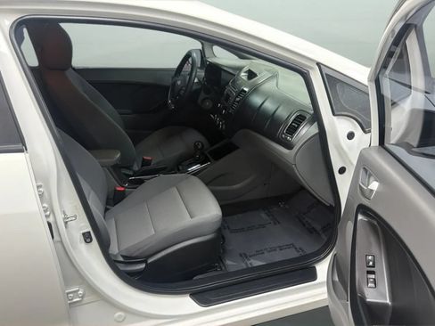 Used 2018 Kia Forte LX FWD image 21
