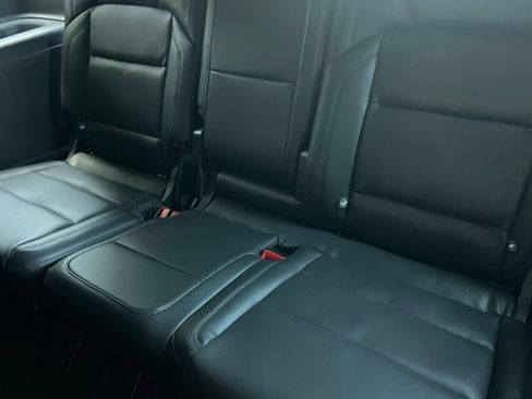New 2026 Lincoln Navigator Reserve w/ Jet Appearance Package AWD/4WD image 12