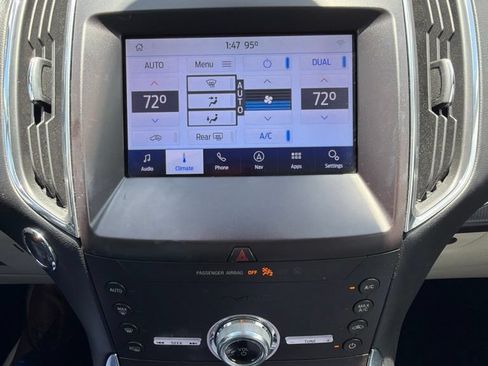 Used 2020 Ford Edge Titanium FWD image 14